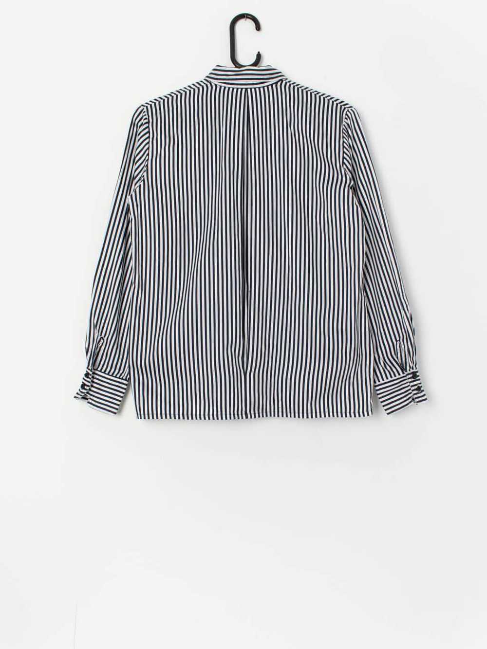 Vintage Laird-Portch striped blouse in navy and w… - image 3