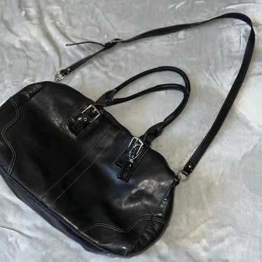 Stunning Classic Leather Coach Bag