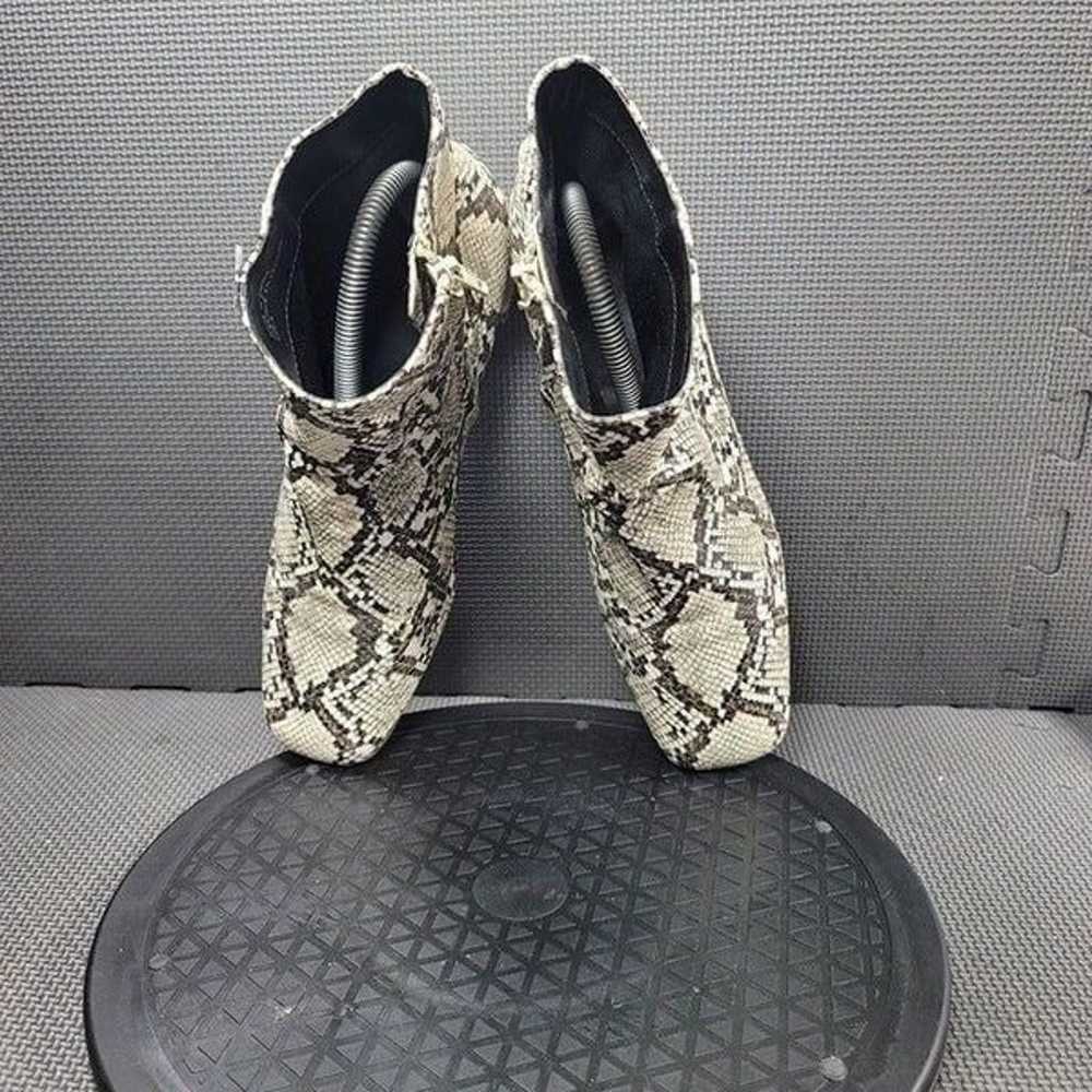 Urban Outfitters Womens Sz 9 Faux Snake Zip Booti… - image 6