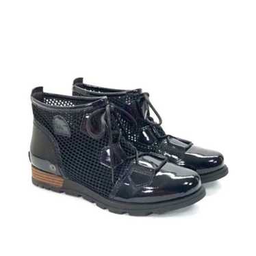Sorel Major Lace Up Mesh Patent Leather Boots