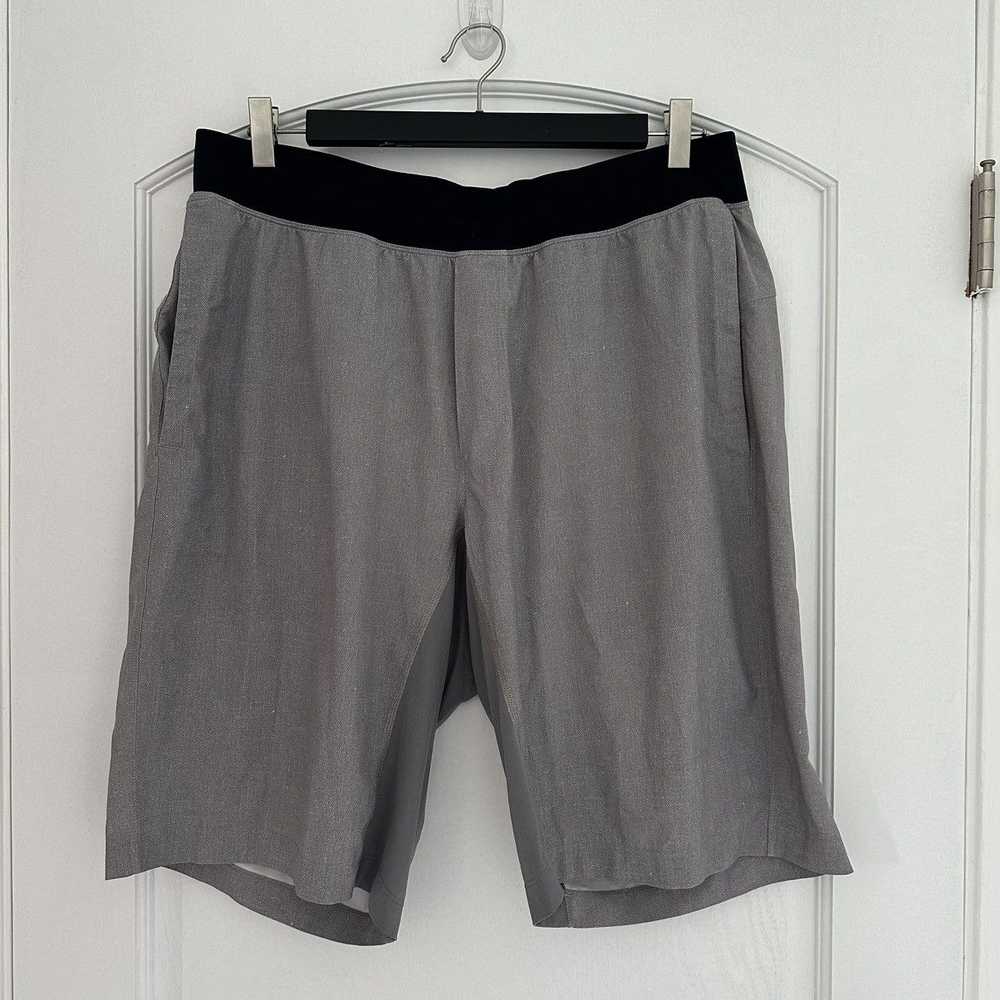 Lululemon T.H.E Linerless Shorts Light Gray Heath… - image 1