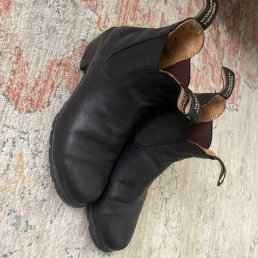blundstone boots women