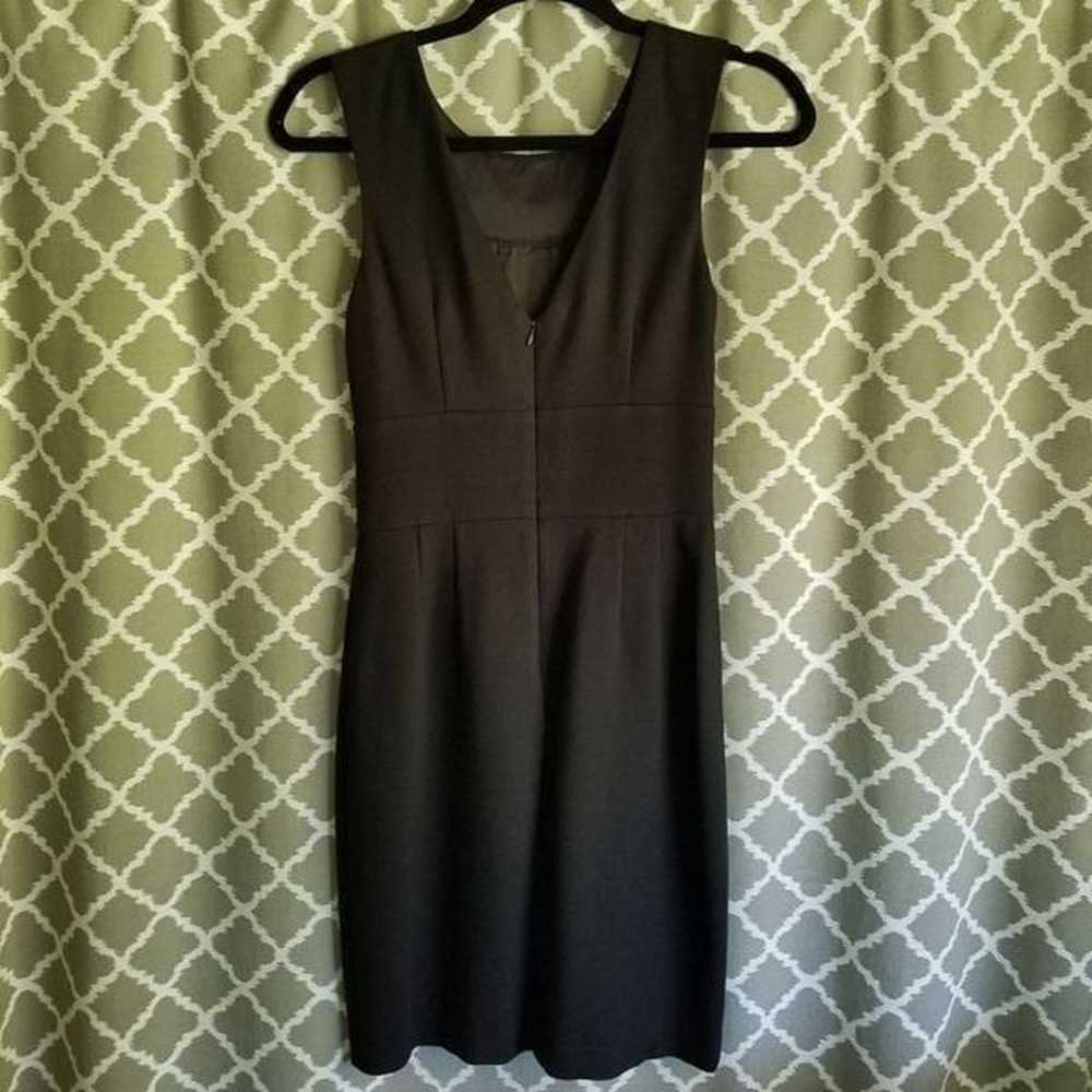 Trina Turk Sz 0 Black Sheath Dress - image 4