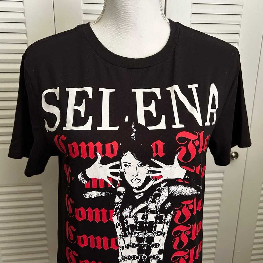 Selena Como La Flor Shirt Small Black Red White S… - image 3