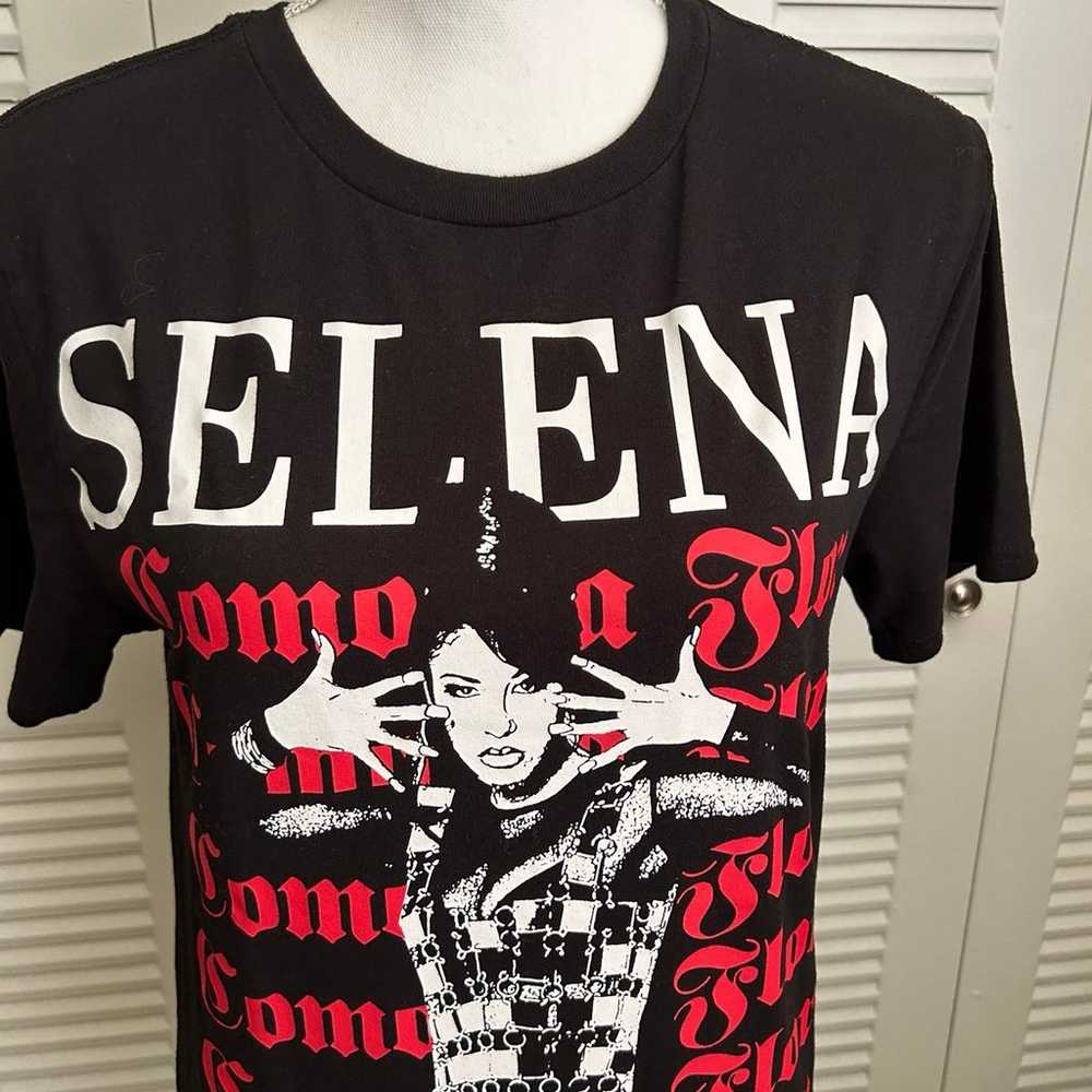 Selena Como La Flor Shirt Small Black Red White S… - image 5