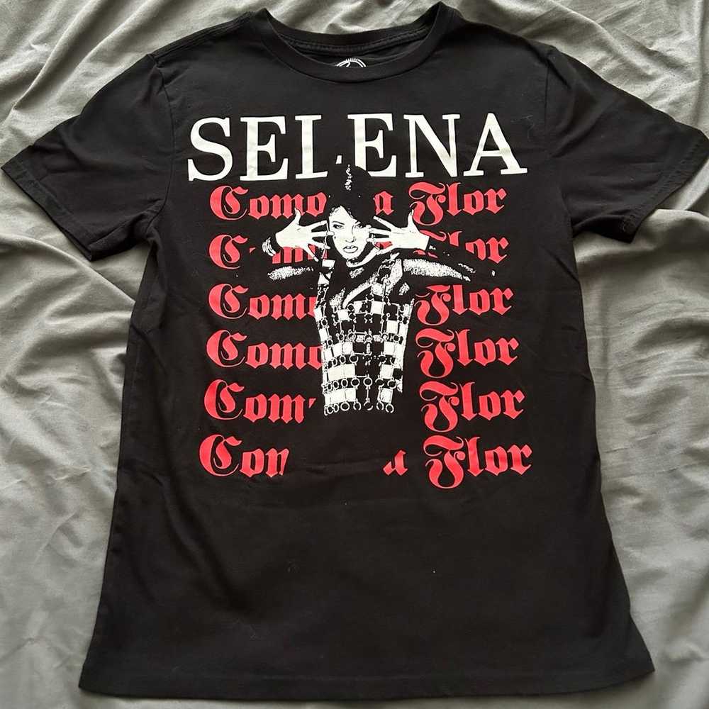 Selena Como La Flor Shirt Small Black Red White S… - image 6