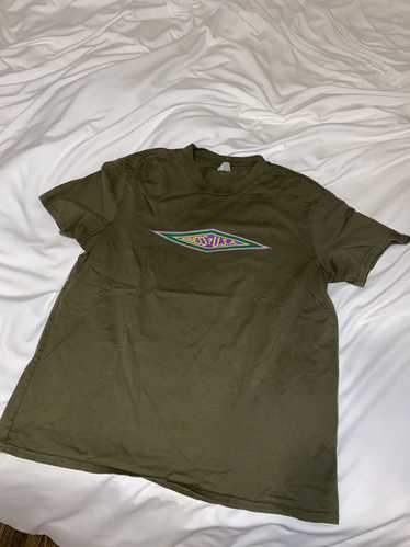 Guess Guess Jeans *Rare* size L army green T-shirt