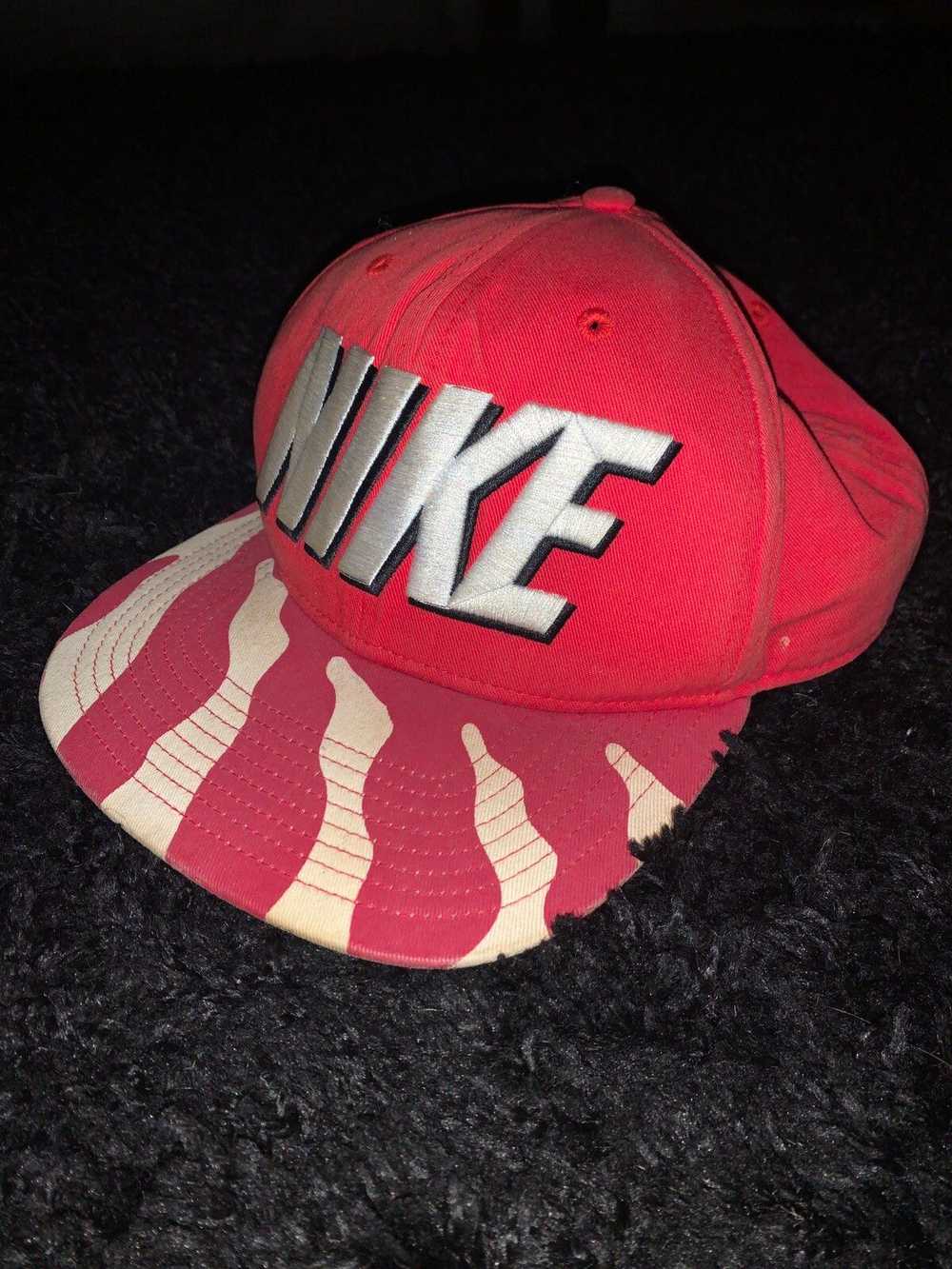 Nike × Vintage Vintage - Nike Red/White Camo Snap… - image 1