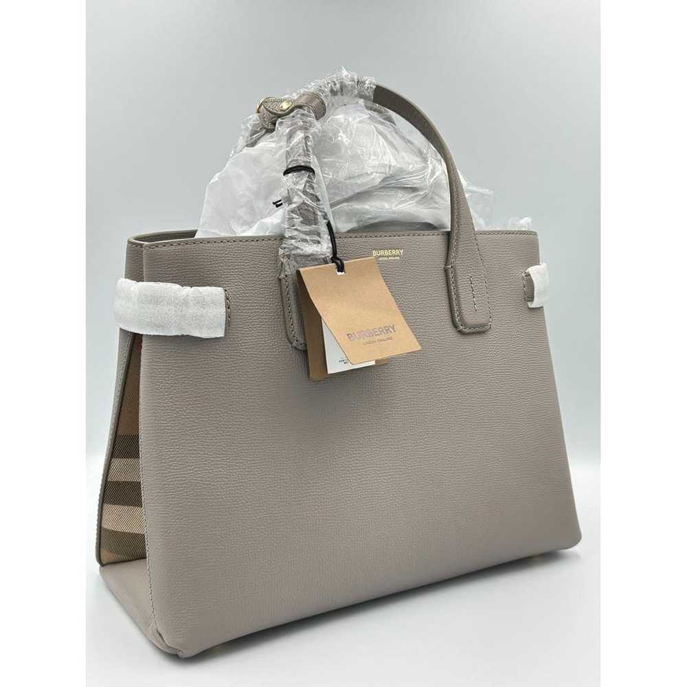Burberry The Banner leather tote - image 3