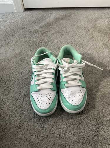 Nike green glow nike dunks