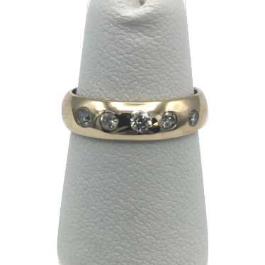 14K .20 ctw Diamond Ring