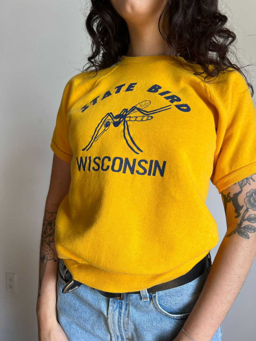 Vintage Wisconsin State Bird Short Sleeved Sweate… - image 2