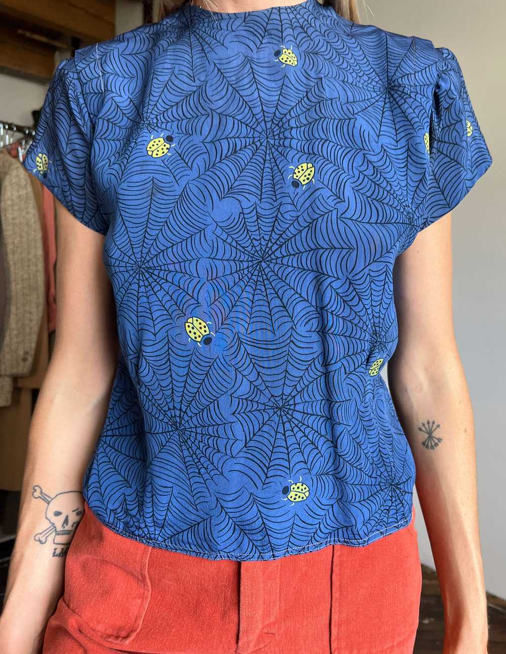 Vintage 1940's Spiderweb Print Blouse, 40's Women… - image 1