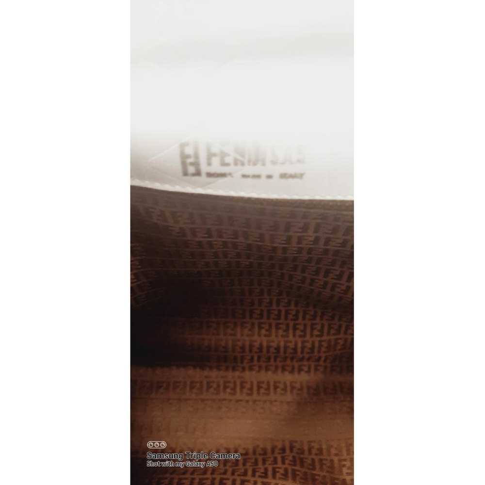Fendi Kan I logo leather clutch bag - image 3