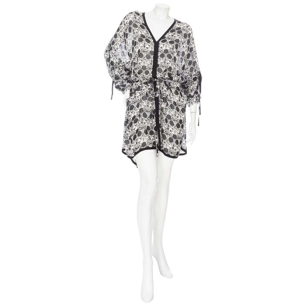 2014 Black and White Silk Botanical-Print Caftan … - image 1