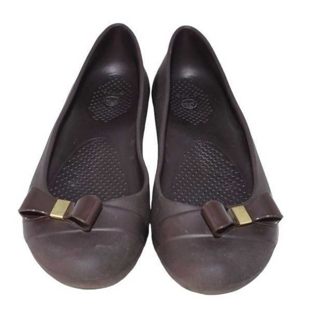 CROCS Brown Ballet Flats with Bow Accent, Size 9 - image 2