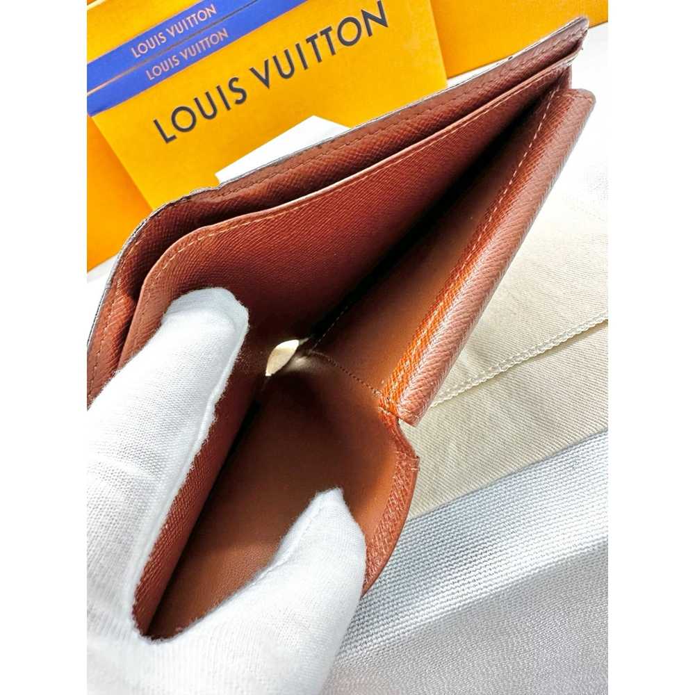 Louis Vuitton Louis Vuitton Men’s Bifold Wallet - image 6