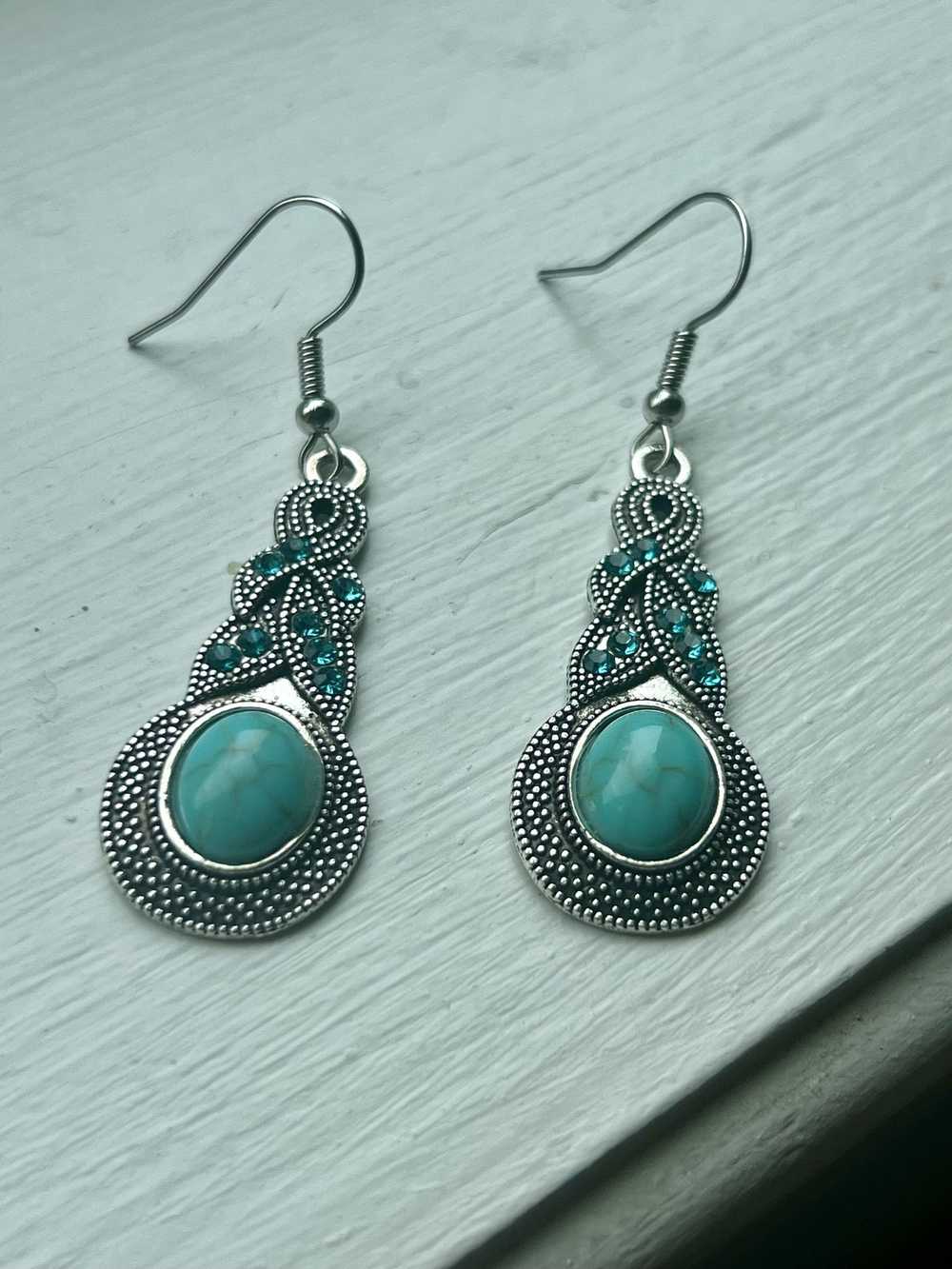Other Vintage woman's earrings - image 2