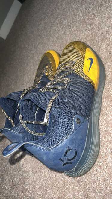 Kevin Durant × Nike Nike KD 11 (Michigan Colorway)