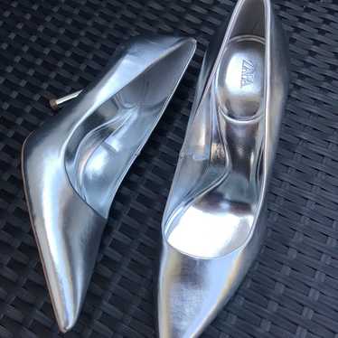 ZARA metallic silver pointed toe heels