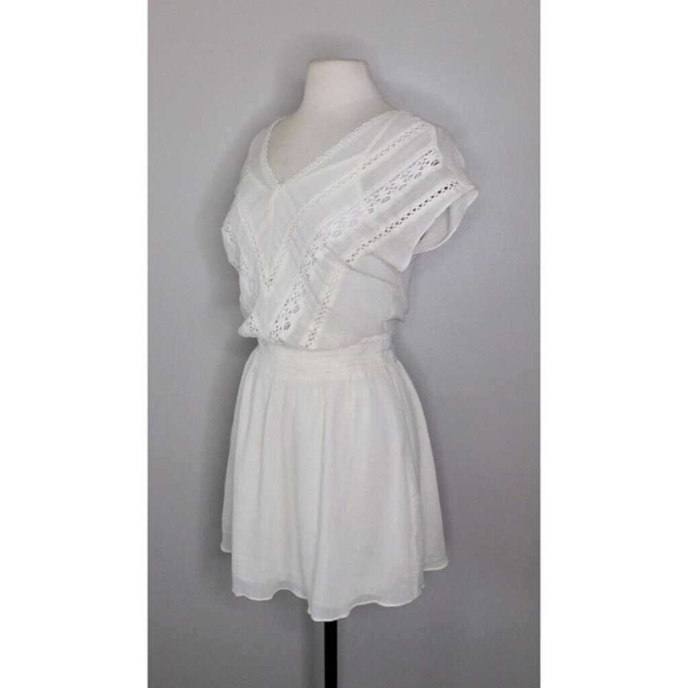 MOON RIVER White Gauzy Lace Blouson Mini Dress Bo… - image 4