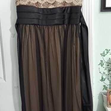 Fancy black and gold dress - image 1