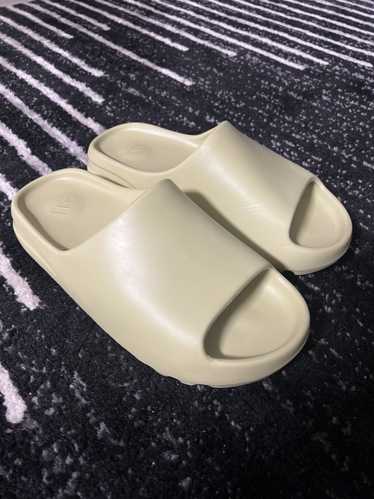 Adidas × Yeezy Season Yeezy Slides Resin