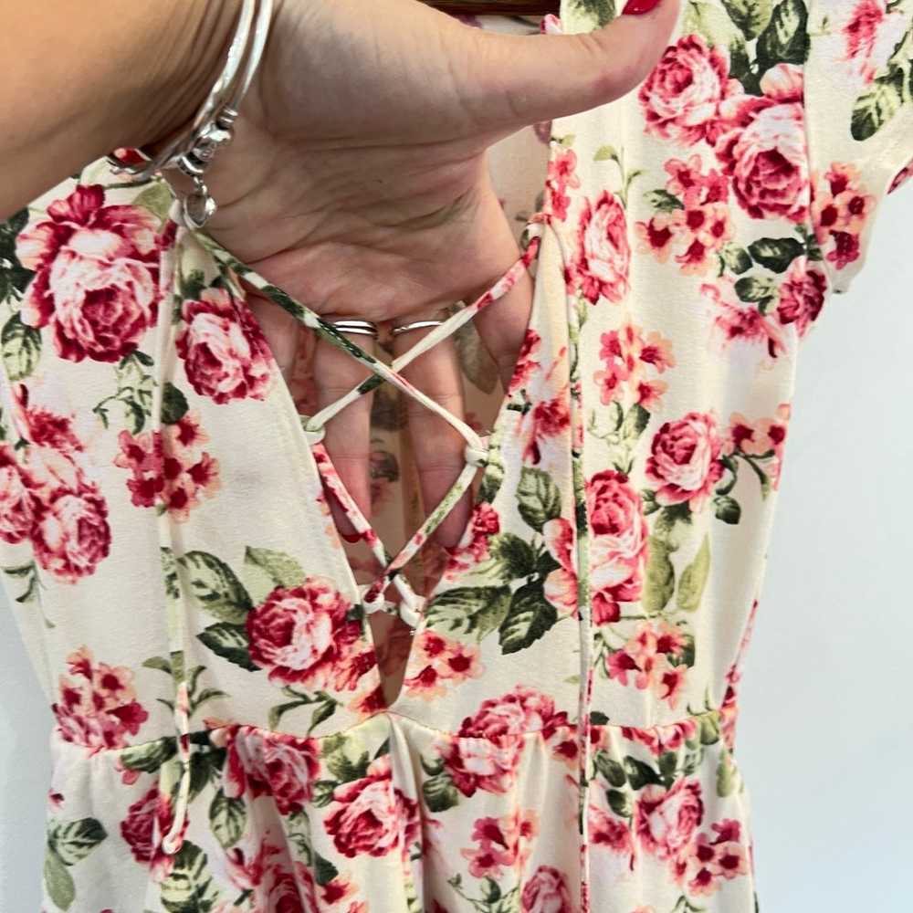 REFORMATION Dress Size XS Lace Up Necklace Roses … - image 4