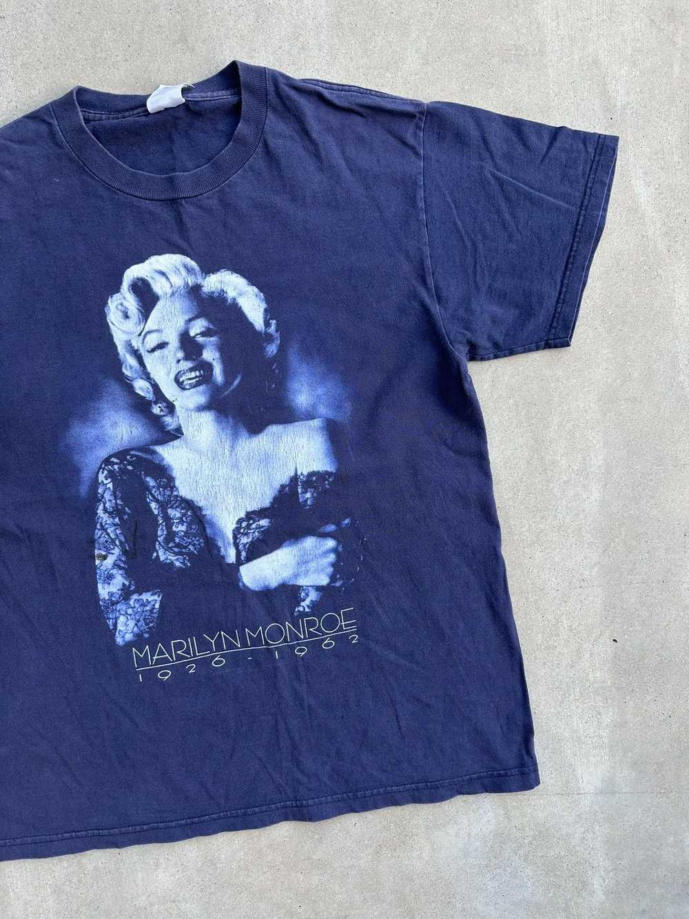 Vintage Vintage Y2K Marilyn Monroe Art T-Shirt - image 3