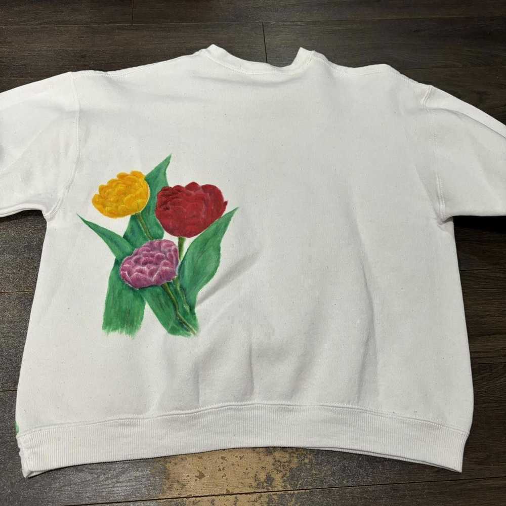 Designer Vintage Flowers Painting Crewneck Sweats… - image 6