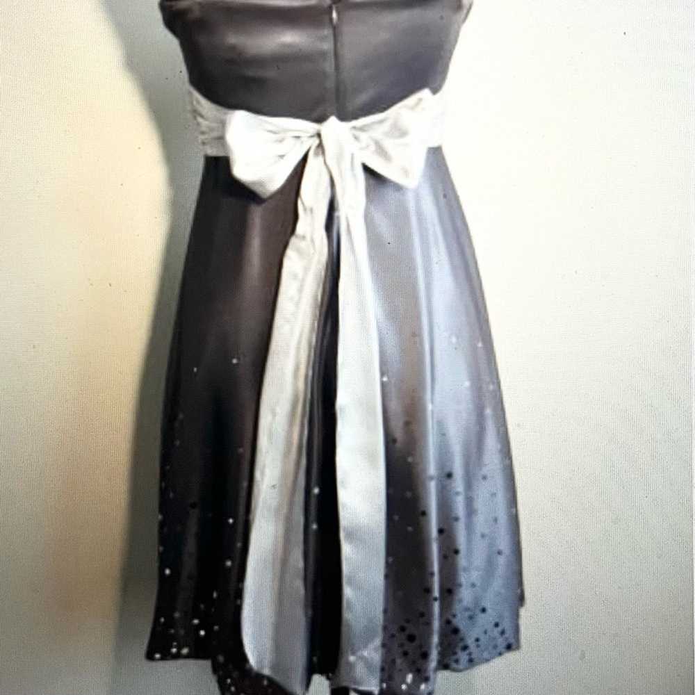 Unkwn Dressbarn silver/gray dress - image 12