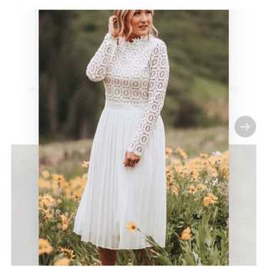 Ivy City Co Arabella Lace Dress White