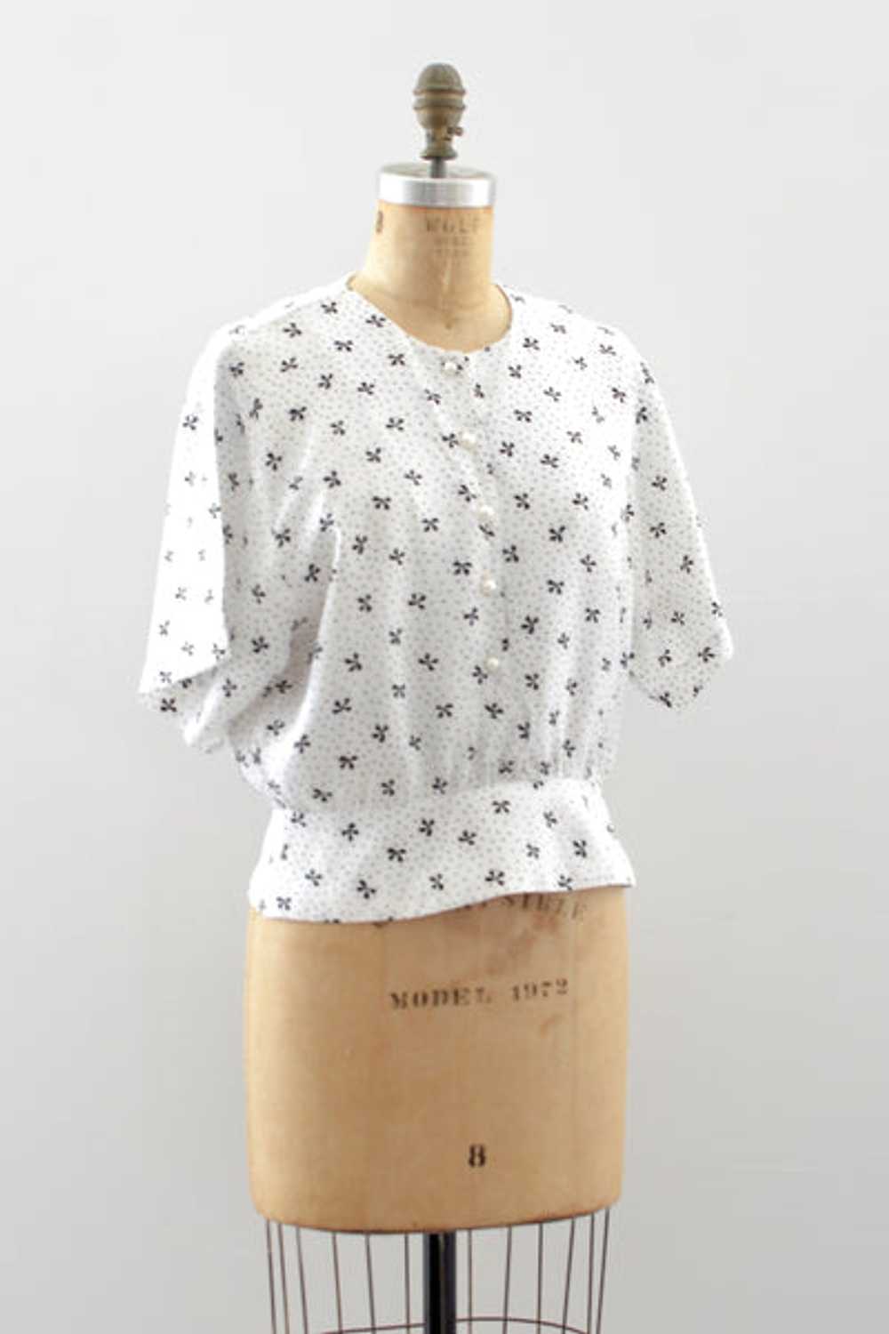 Vintage Bow Print Top - image 3