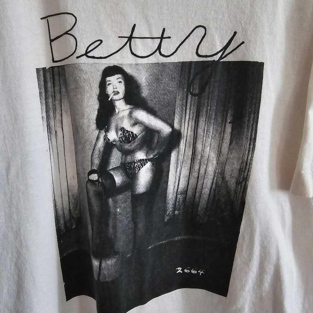 Vintage Betty Page T Shirt Photograph 1990s FOTL … - image 2