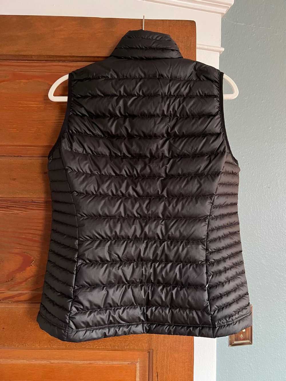 Patagonia Women’s Nano Puff Vest (M) | Used,… - image 2