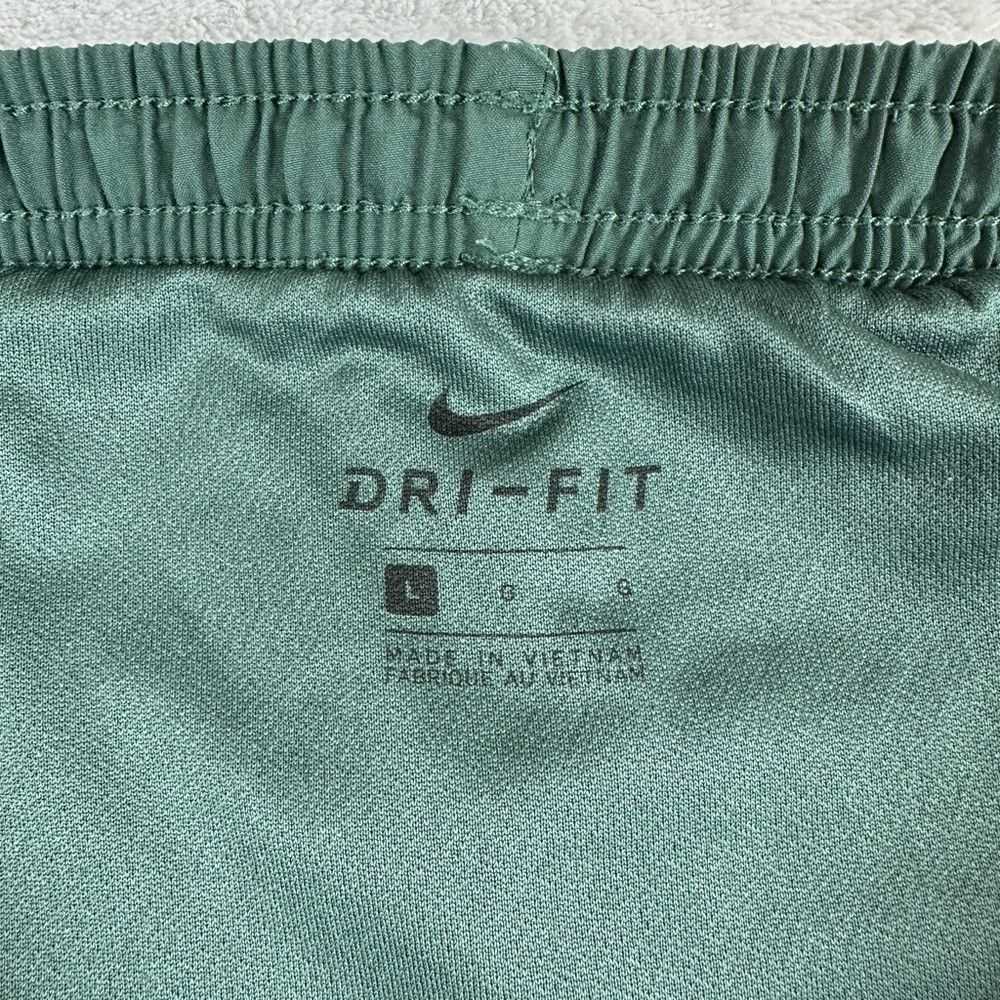 Nike Nike Dri-Fit Green Shorts Men’s Size L - image 5