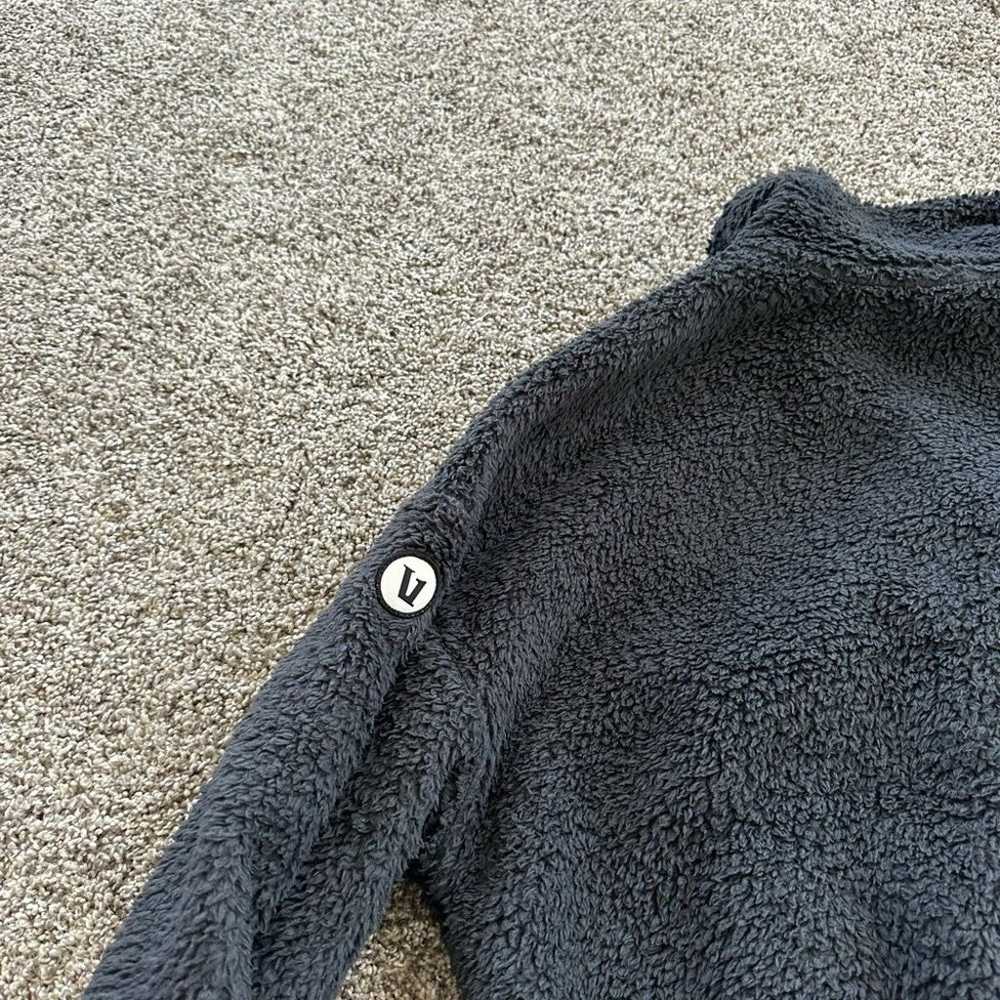 Vuori Cropped Zip up/button up Fuzzy Jacket - image 3