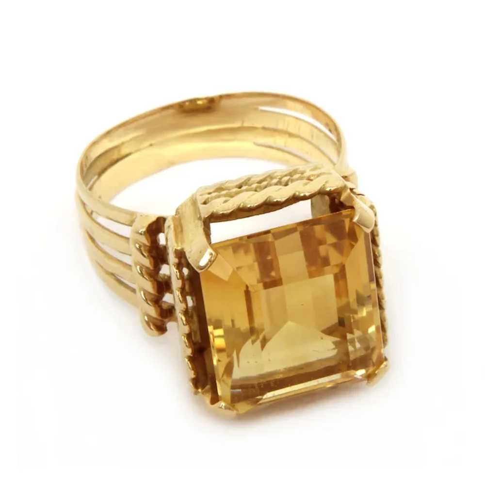 18K Gold Ring with Emerald Cut Citrine Gem, Size … - image 3