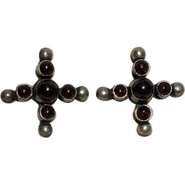 Sterlng Silver Cherry Red Stone Pierced earrings - image 1