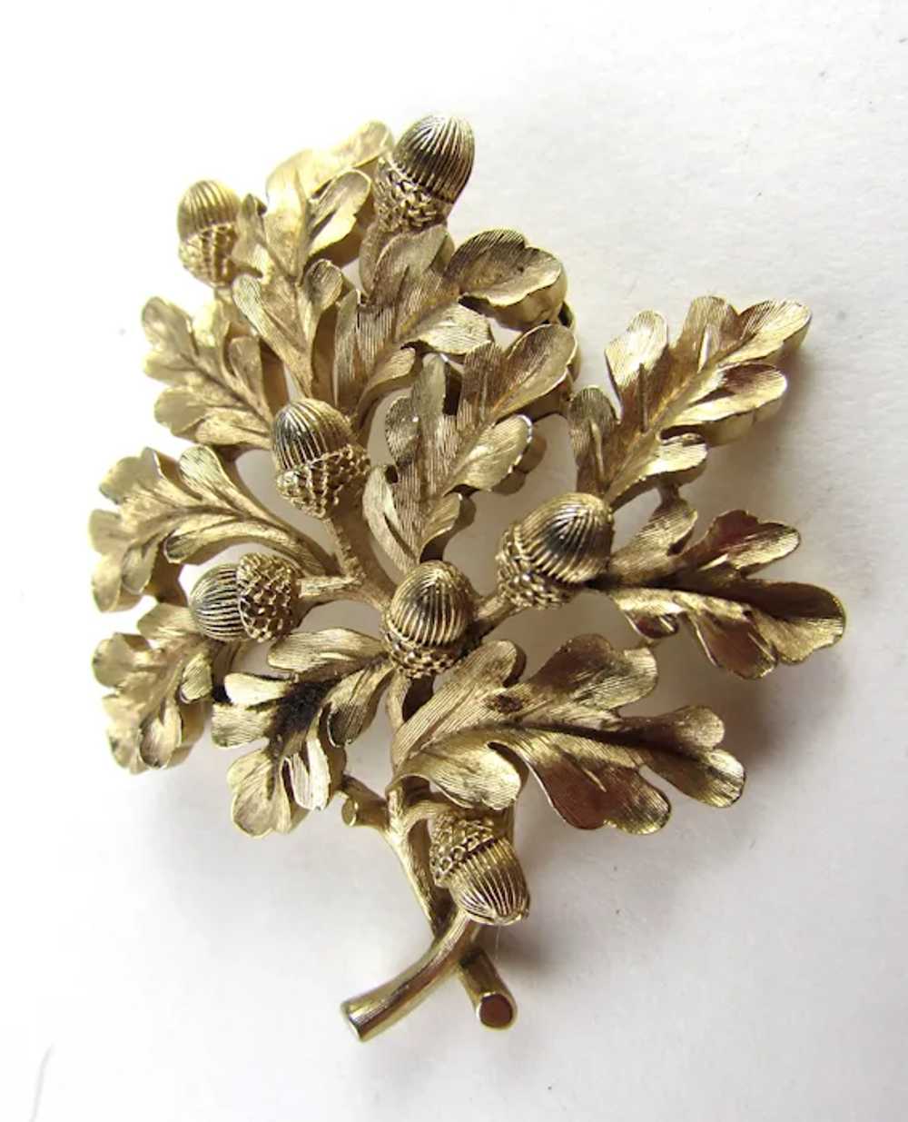 Vintage Crown Trifari Brushed Gold Tone Oak Tree … - image 12