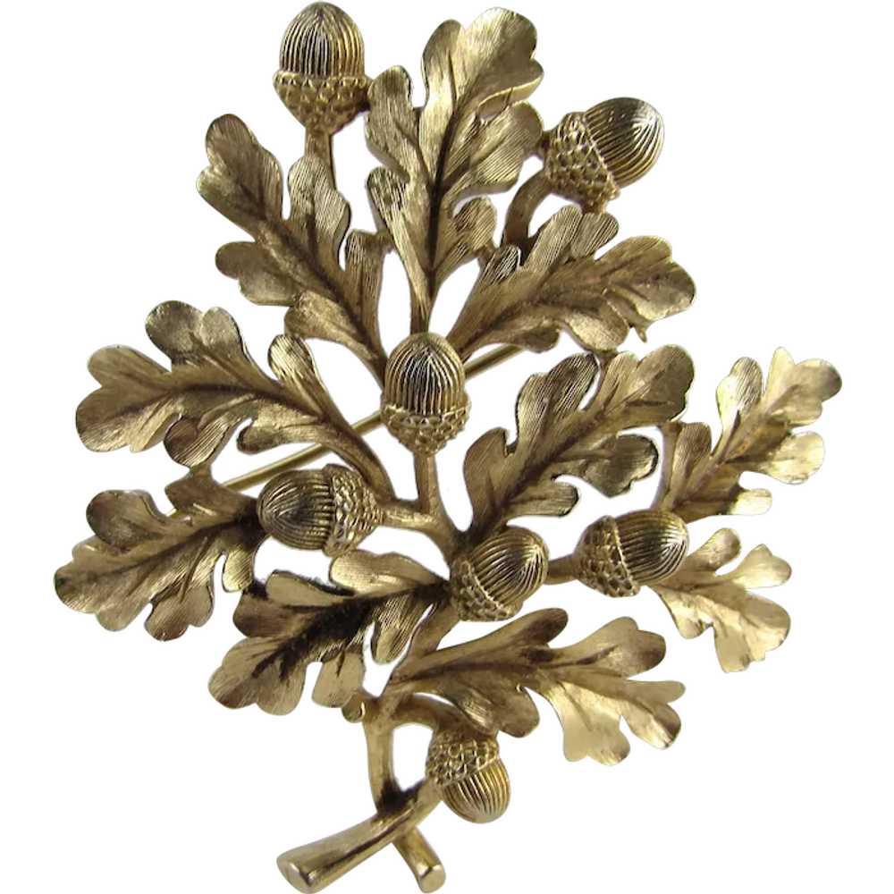 Vintage Crown Trifari Brushed Gold Tone Oak Tree … - image 1