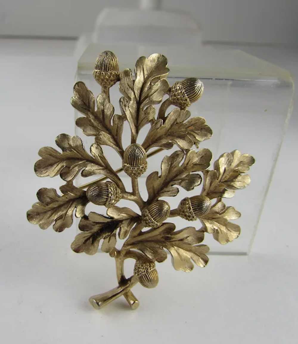 Vintage Crown Trifari Brushed Gold Tone Oak Tree … - image 4