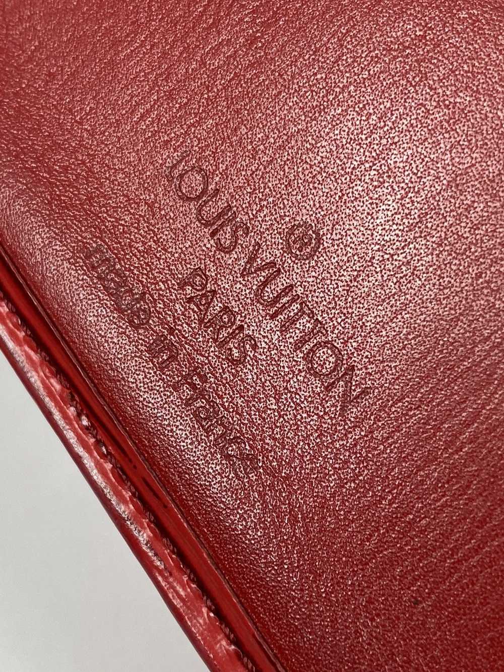 Louis Vuitton EPI Leather Bifold Wallet - image 6