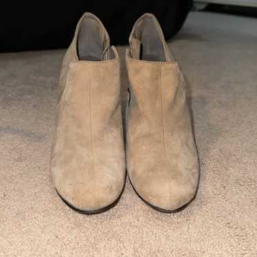 Vince Camuto booties