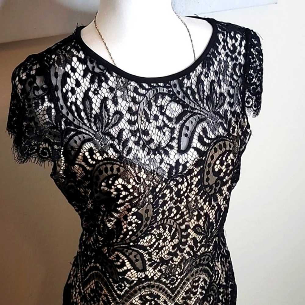 Long Beautiful Black Lace Open Back Formal Gown - image 2