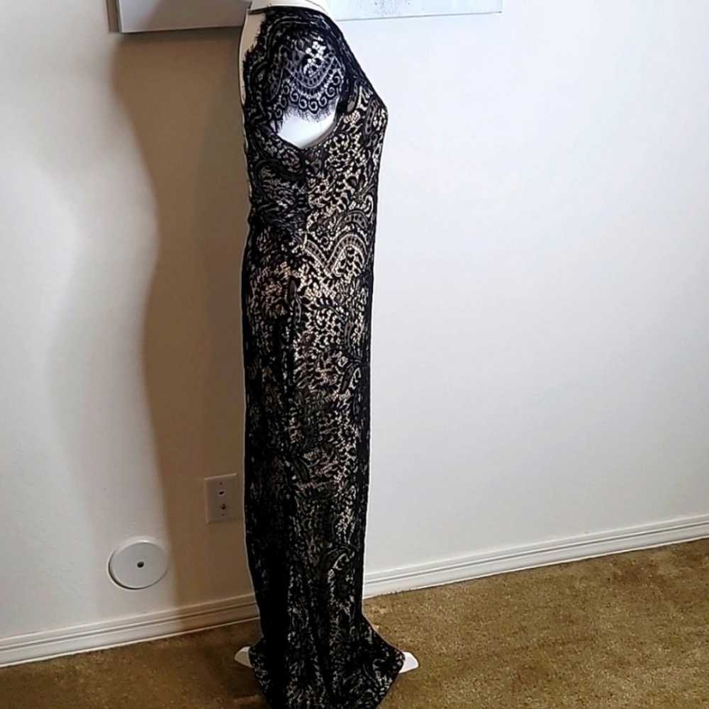 Long Beautiful Black Lace Open Back Formal Gown - image 3