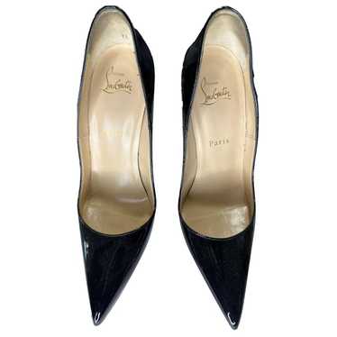 Christian Louboutin So Kate patent leather heels