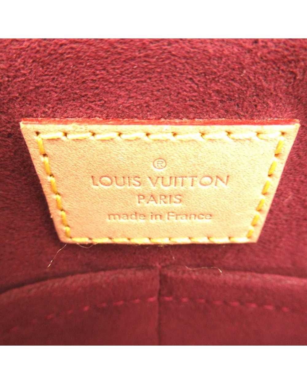 Louis Vuitton Sophisticated Brown Leather Handbag… - image 8