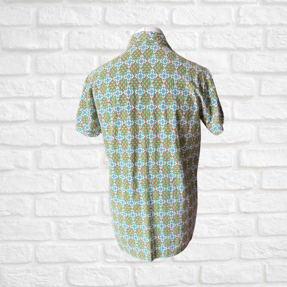 70s Cotton Geometric Print Shirt with Zip - Class… - image 6