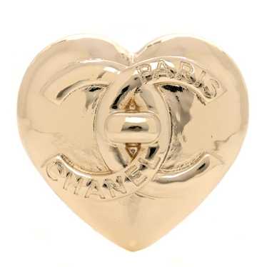 CHANEL Metal CC Heart Turnlock Brooch Gold